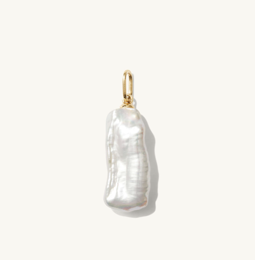 Mejuri Biwa Pearl Charm 