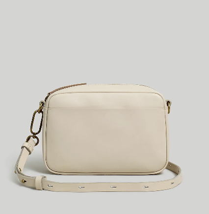  Madewell The Leather Carabiner Medium Crossbody Bag