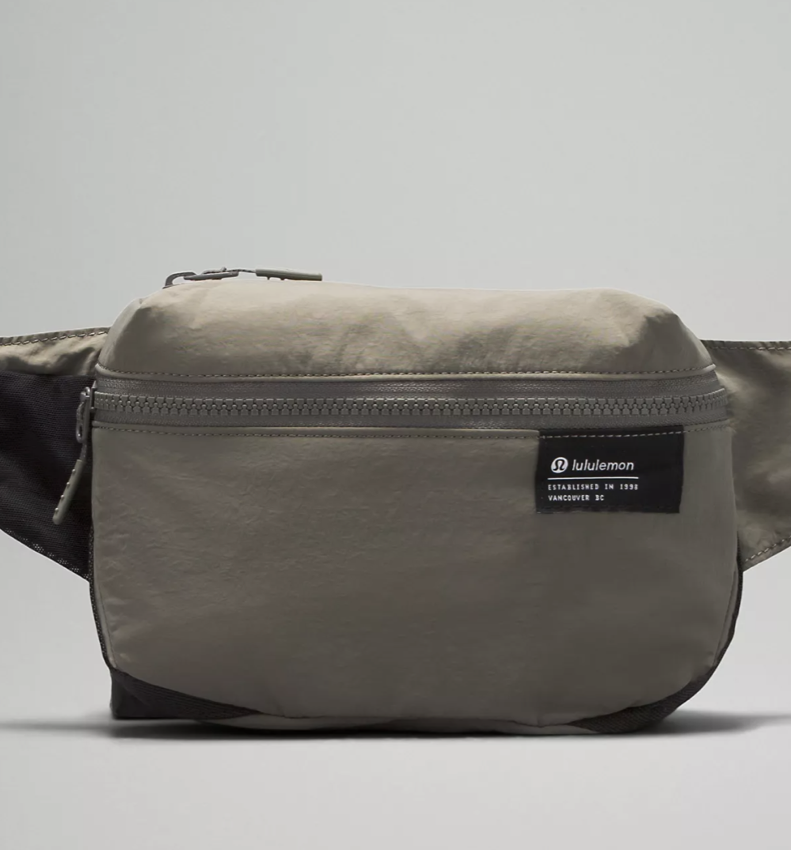 Lululemon Clean Lines Belt Bag 2L 