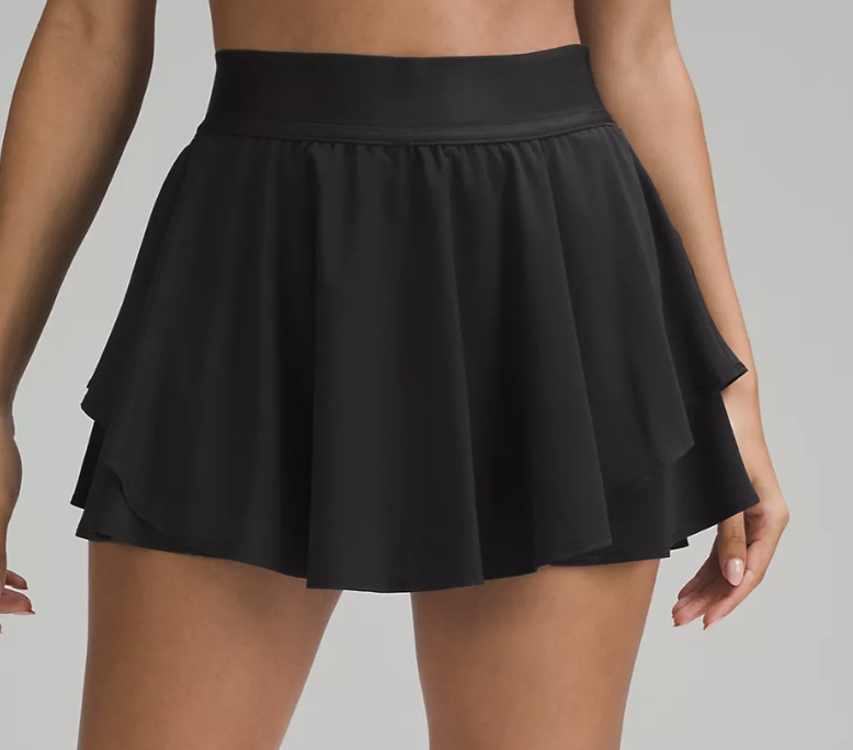 Lululemon Court Rival High-Rise Skirt (size 4)