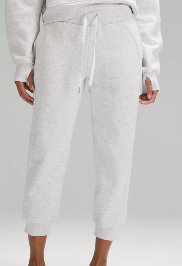 Lululemon Scuba High-Rise Cropped Jogger