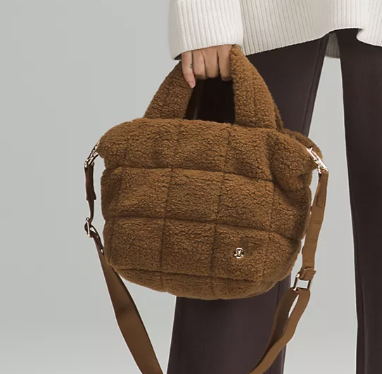 Lululemon  Quilted Grid Crossbody Bag 5L