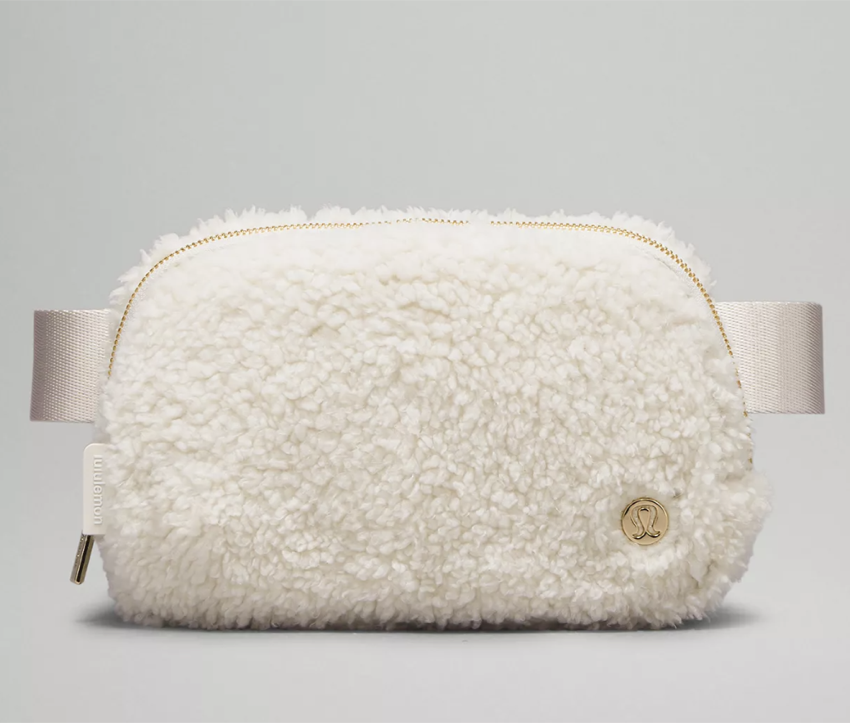Lululemon Everywhere Belt Bag 1L