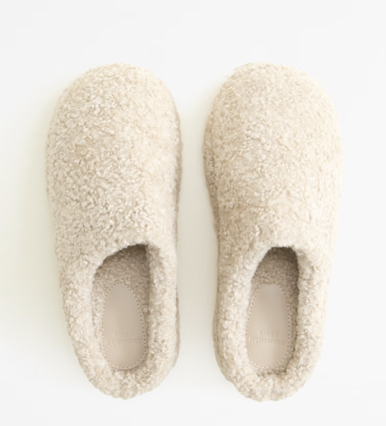 Abercrombie Sherpa Slippers