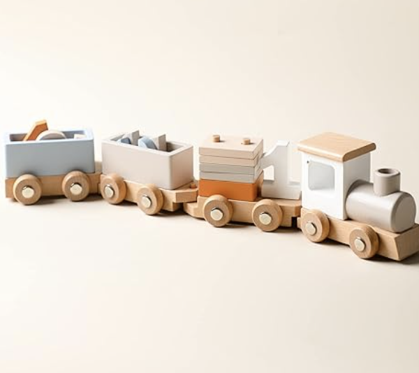 Ibwaae Wooden Train Set