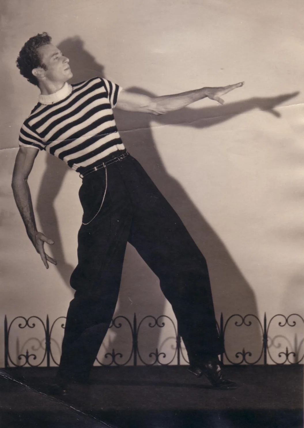 JERE DANCE POSE RARE.JPG