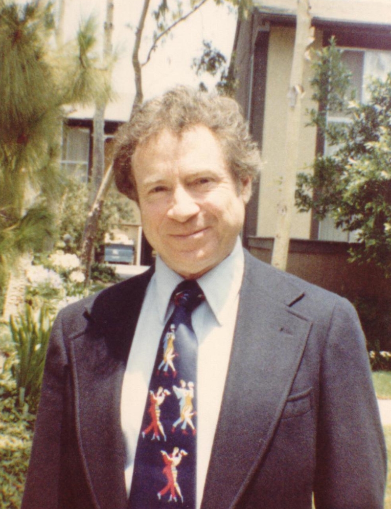 JERE DANCING TIE.JPG