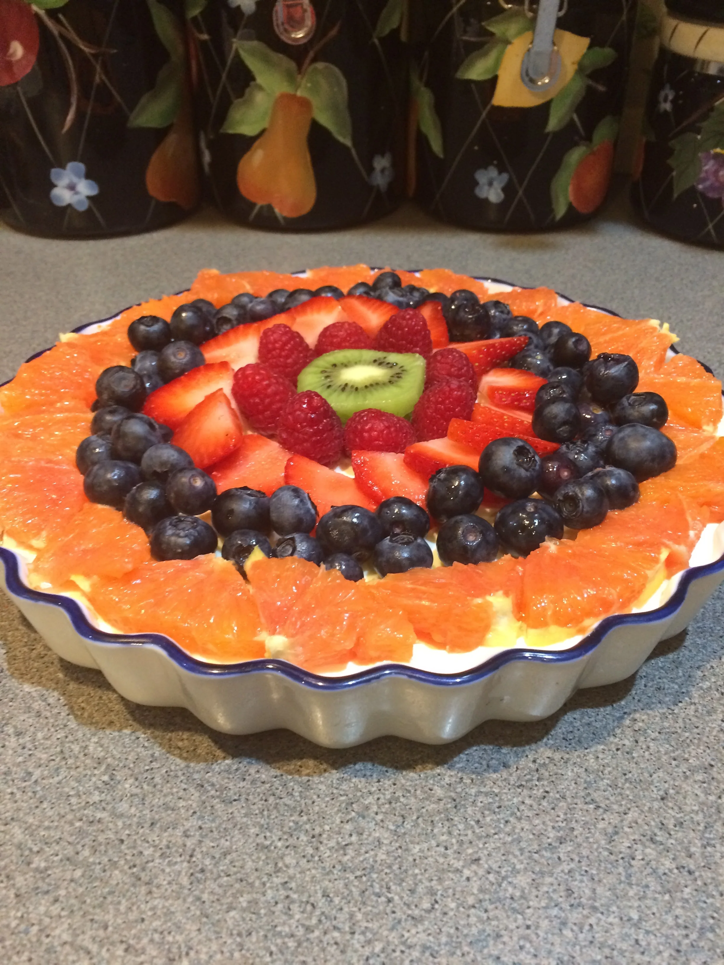 Creamy Cheesecake with Fruit