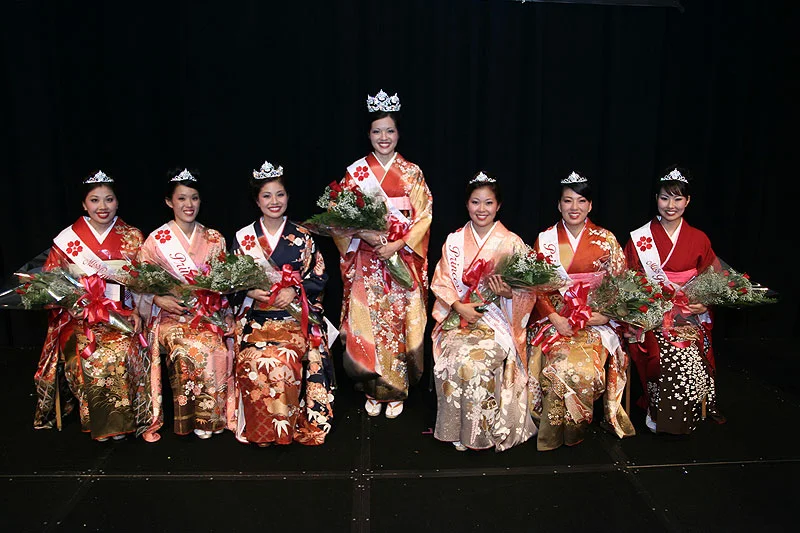Miss Congeniality Keri Haitsuka, Princess Dawn Yonamine, 1st Princess Ashley Kaneshiro, Queen Trisha Tamaru, Princess Liann Unebasami, Princess Stacey Fukuda and Miss Popularity Jamie Lyn Migita