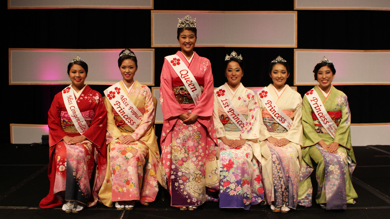 From left: Miss Congeniality Dylan Katarina Lau, Princess and Miss Popularity Asia Rei Katsura Ayabe, Queen Alexis Sayuri Okihara, 1st Princess Brittney Yasuko Kawahara, Princess Ritsuko Sarah Tomari, and Princess Kristi Kiyo Murakami.