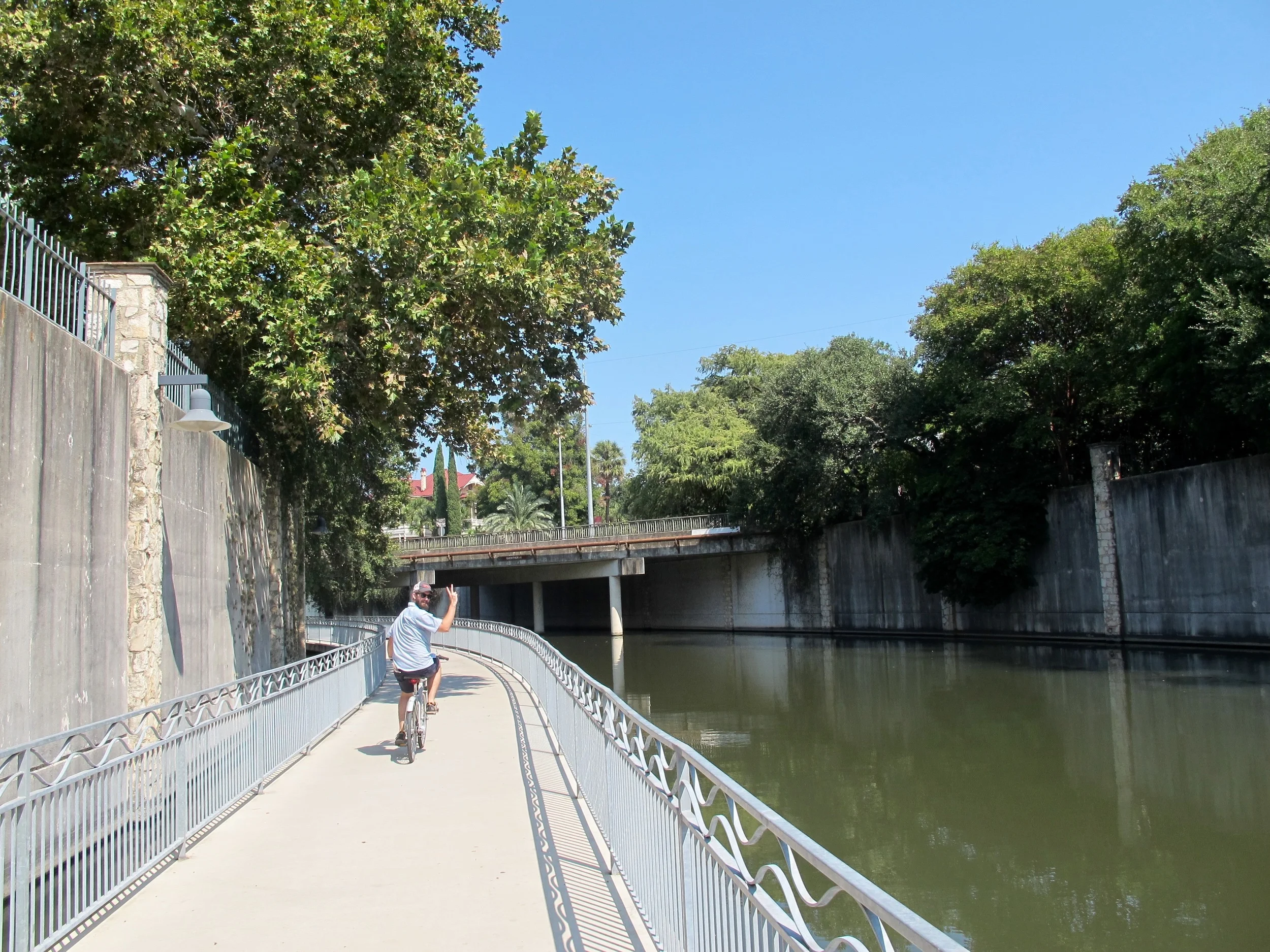 San Antonio's Mission Trail — Sunny Sundays