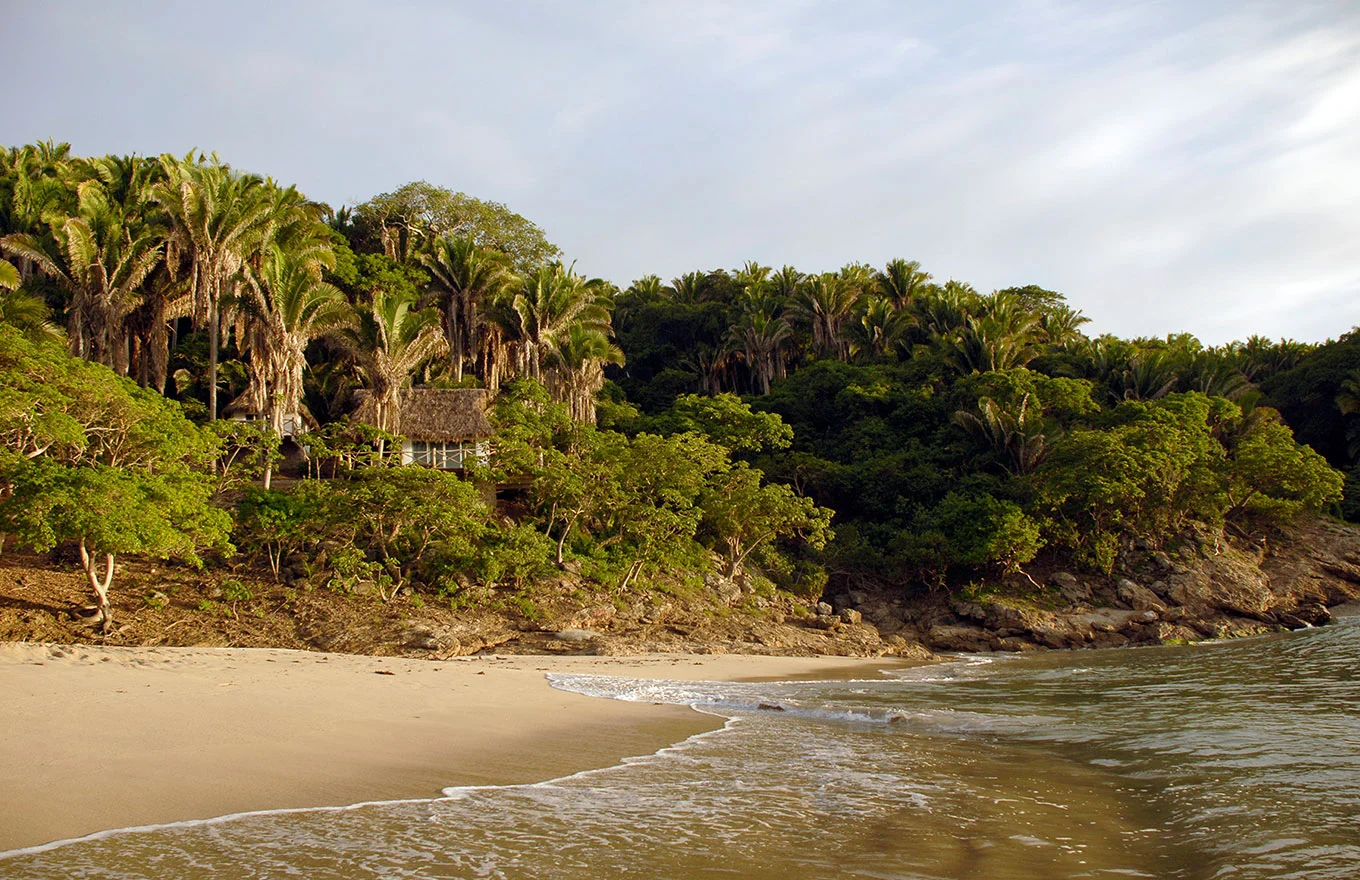 pic-thebeach-b.jpg