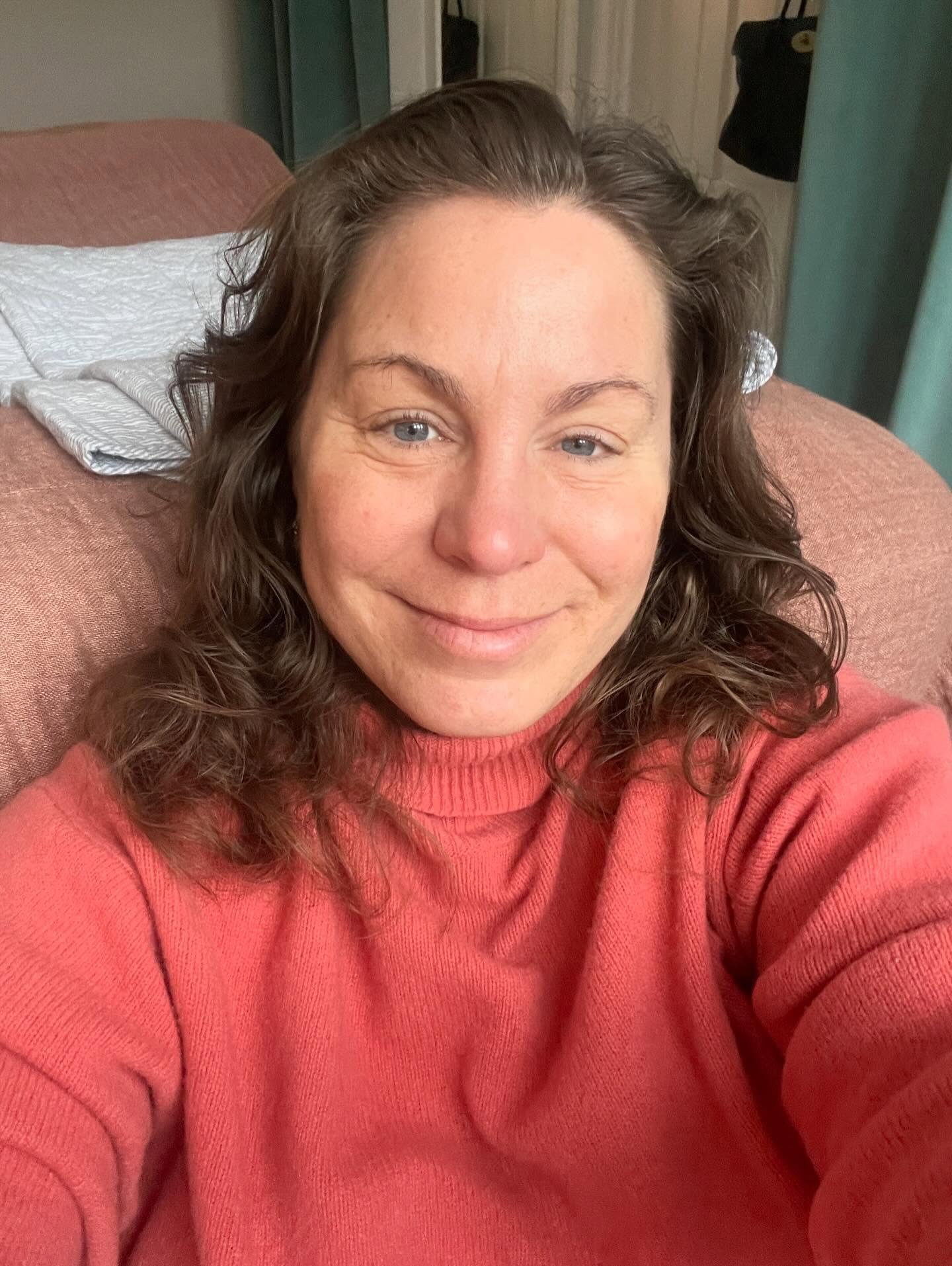 I morse n&auml;r jag vaknade var jag v&auml;ldigt sp&auml;nd i kroppen. Jag var s&aring; n&auml;ra att bara rusa rakt ut p&aring; min morgonpromenad efter frukost.

Men tack och lov lyssnade jag p&aring; min intuition som viskade: &ldquo;Caroline, du