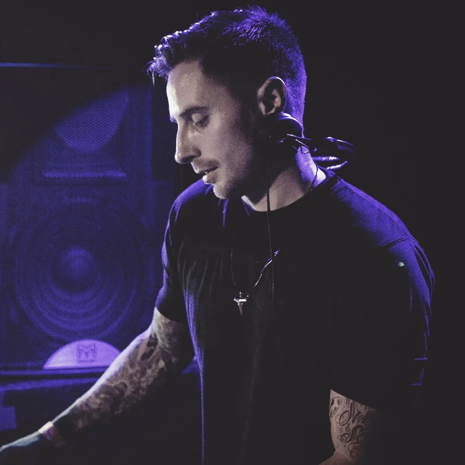 Bounce Sundays w Chris Clouse