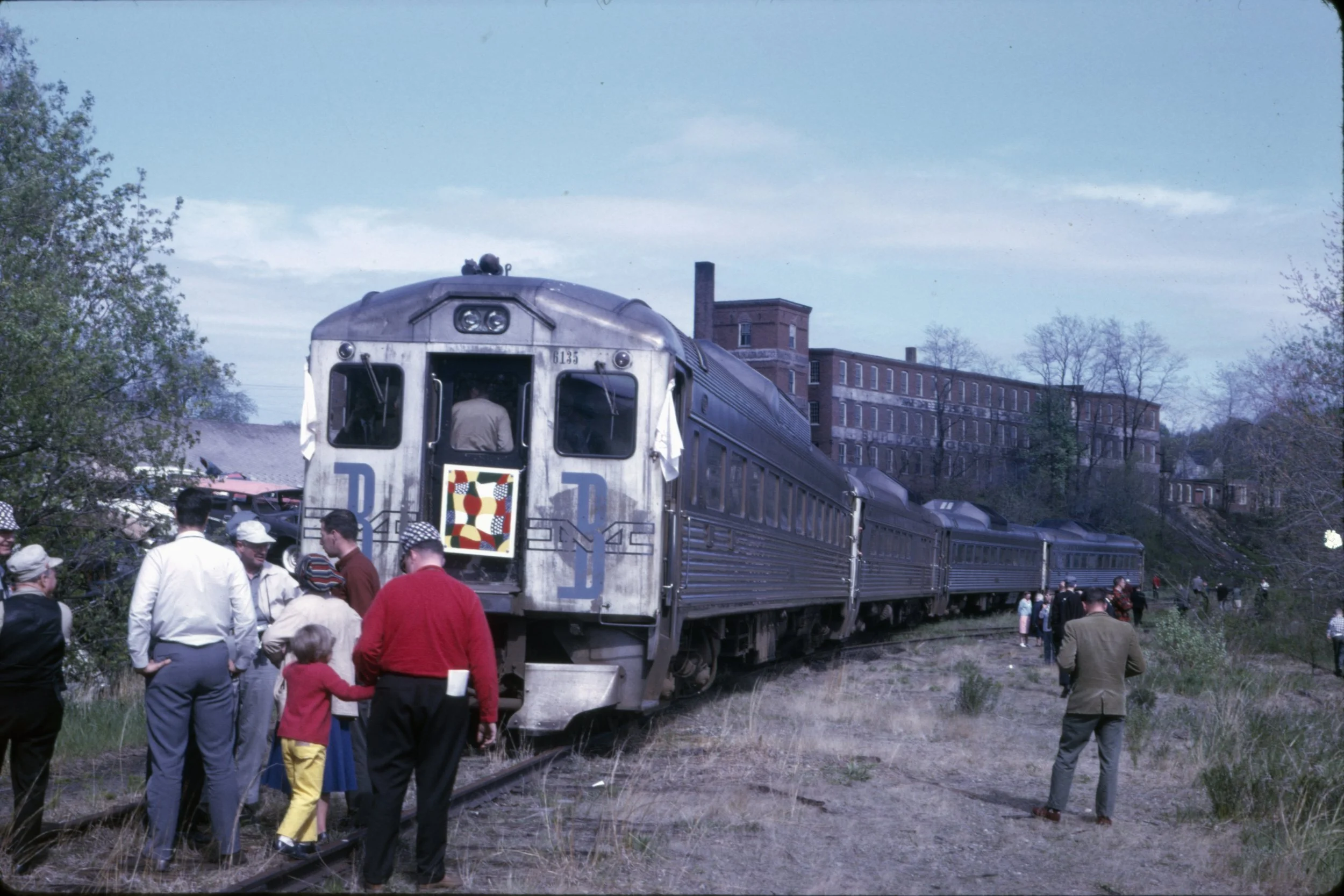 MILL TALK: Fantrip! Enthusiast Outings on the Boston &amp; Maine Railroad