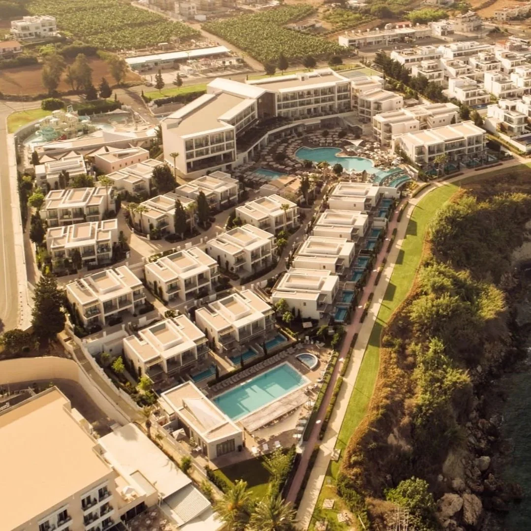 02-mare-resort-paphos-luxuryx-hotel-cyprus.jpg