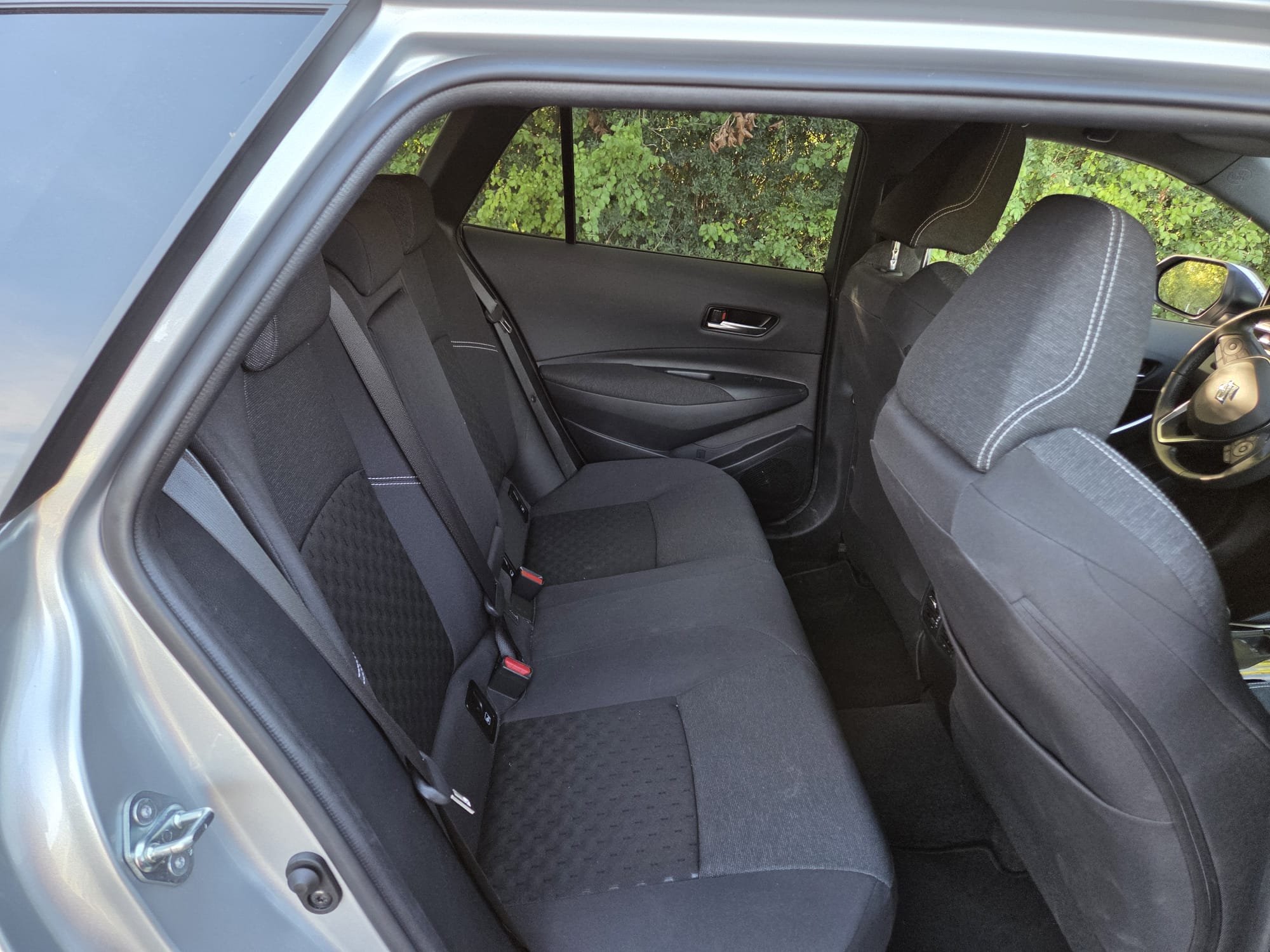 Suzuki Swace (2).jpeg