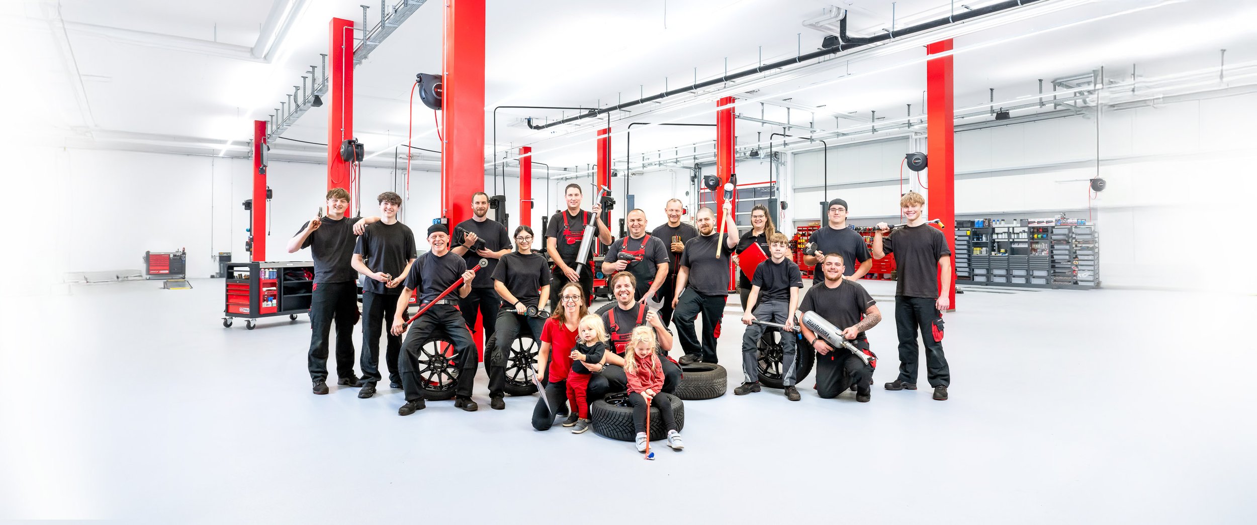 TEAM3_WEHRLI2025_bymoduleplus_-152-149Bearbeitet_angesetzt-Bearbeitet, Werkzeuge.jpg