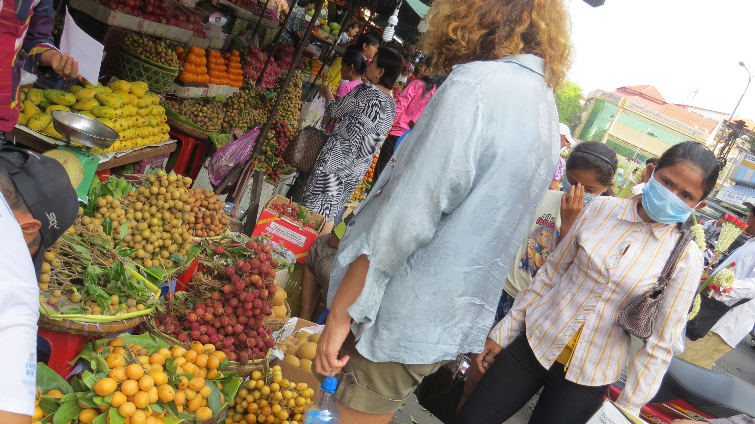 Over 50's - buying Fruit supplies - Phnom penh