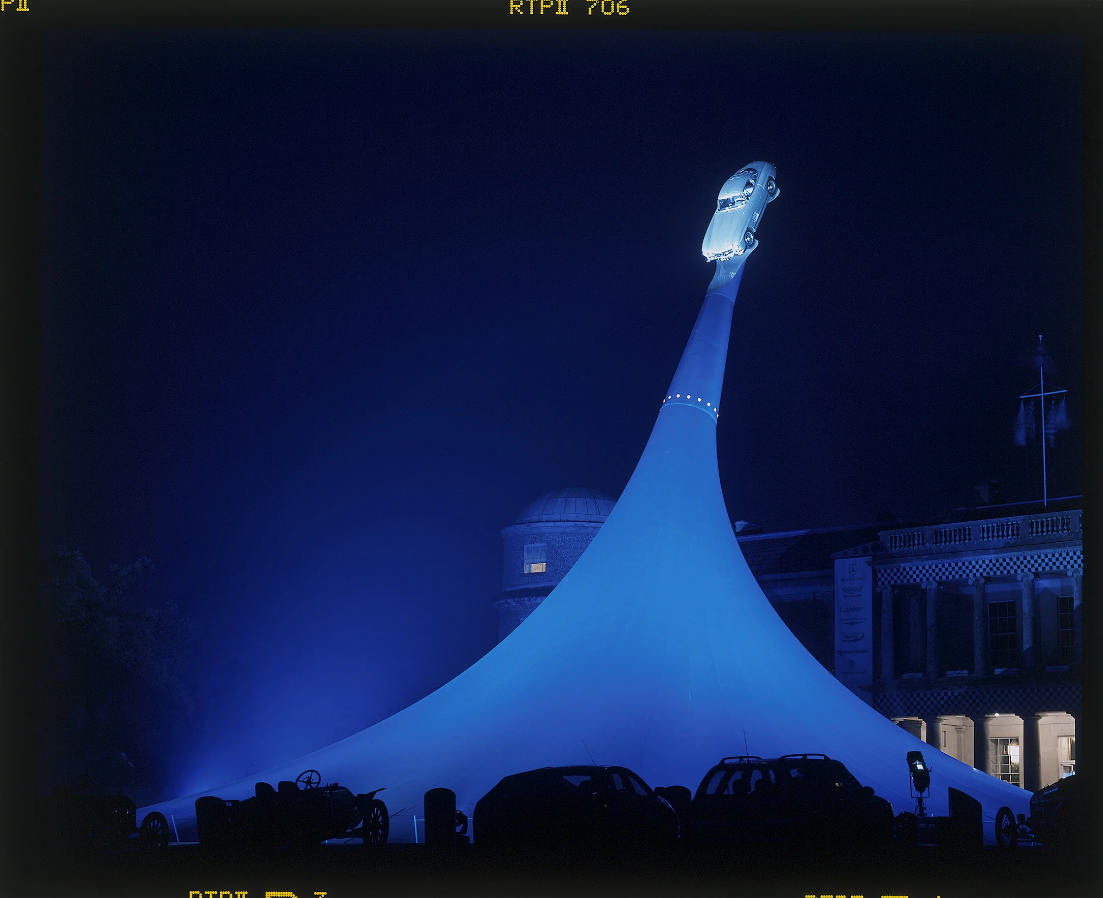 Mercedes Benz Stand