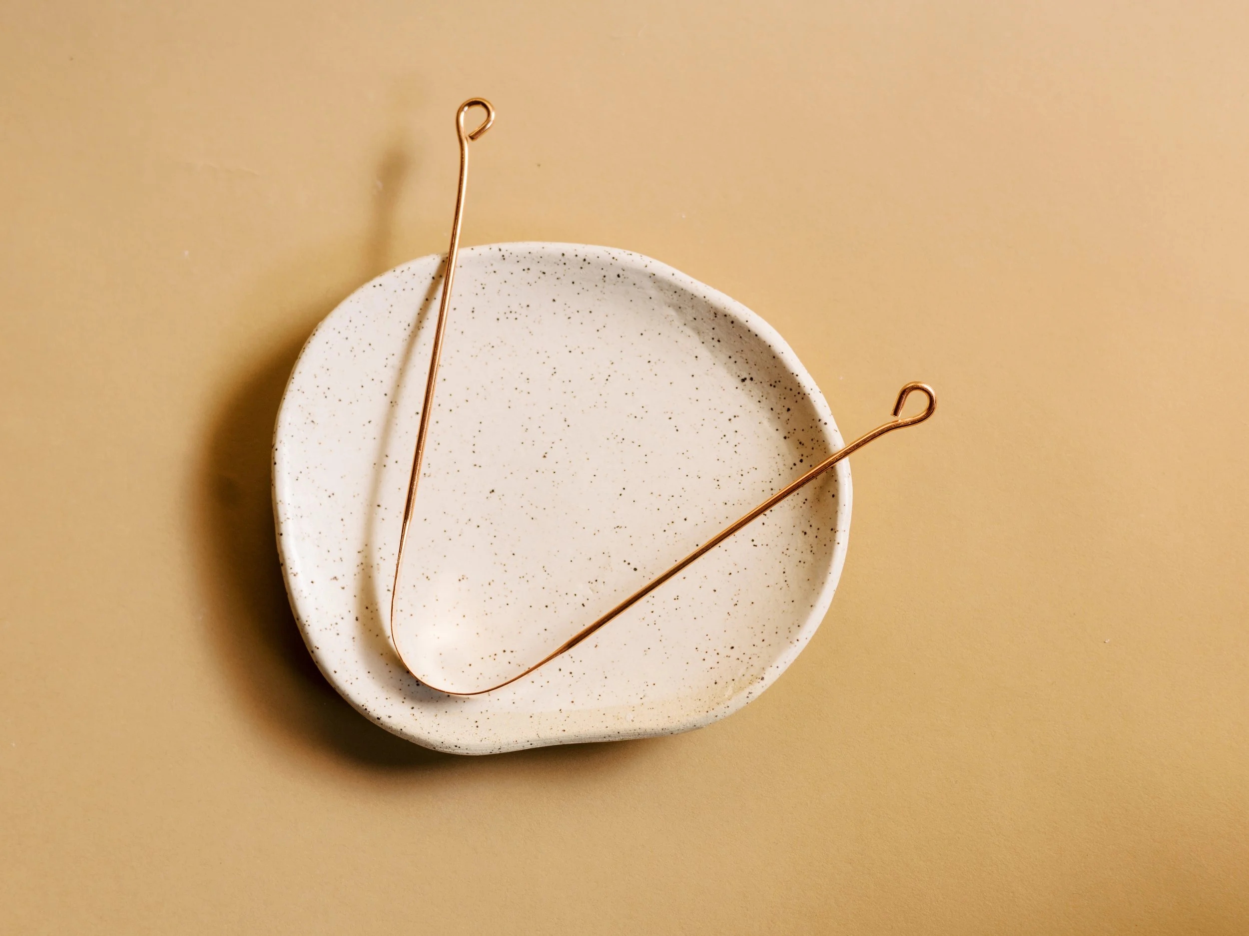 Copper-Tongue-Scraper_Purusha-Ayurveda-0088.jpg