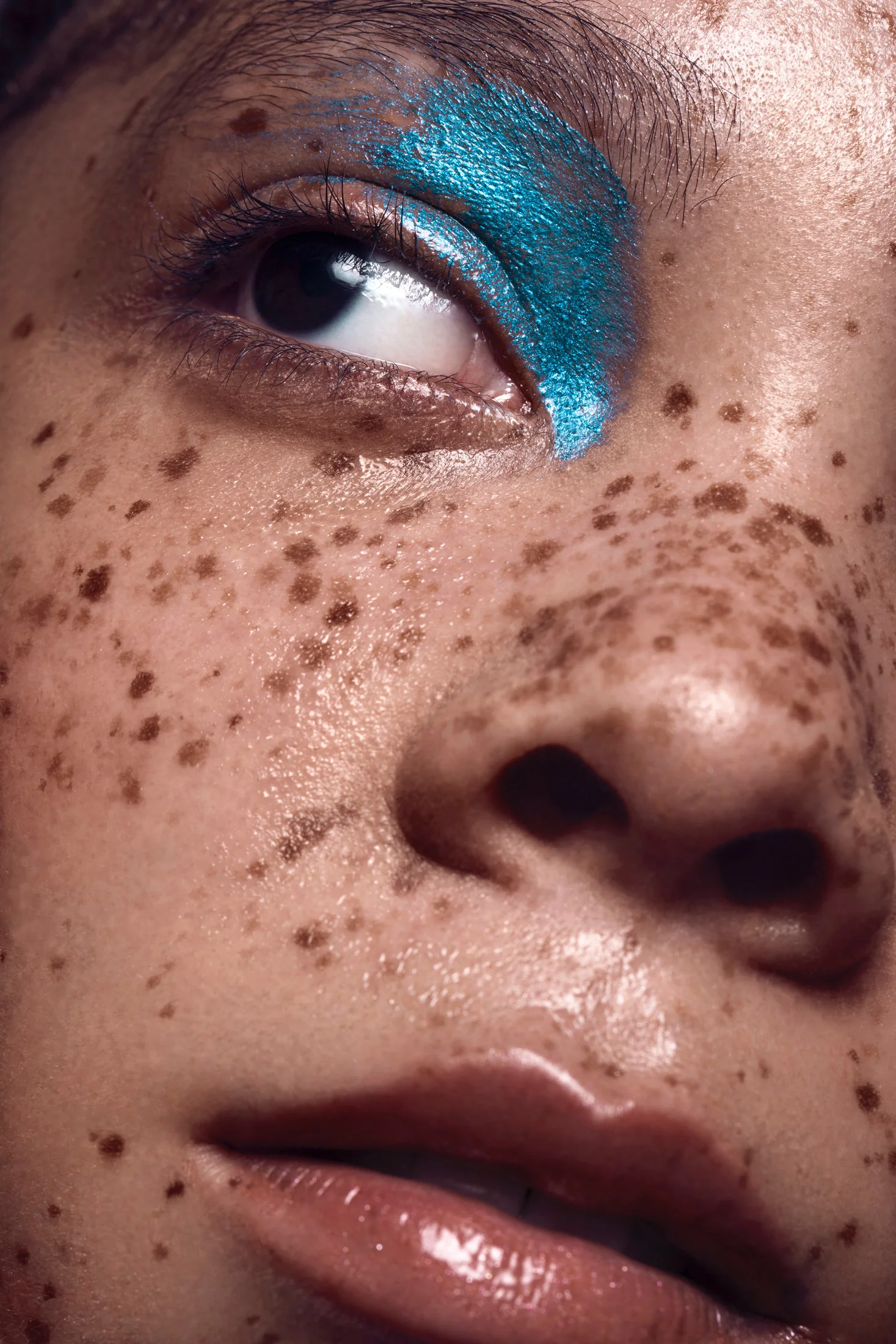 Skin and freckles; floriane david make up artist