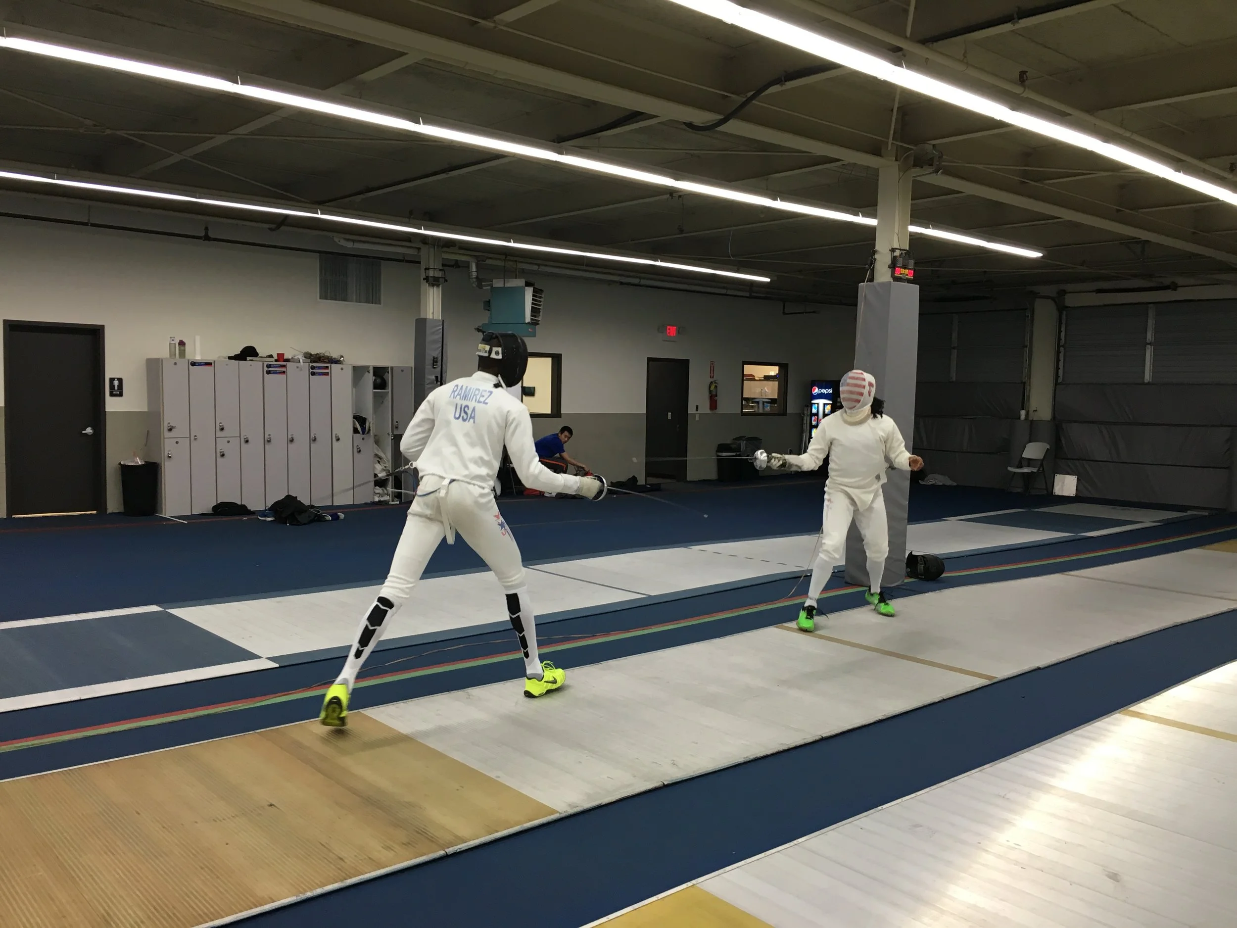 Epee Classes, Epee Lessons, Epee Coaches, Epee Fencing — Durkan Fencing Academy