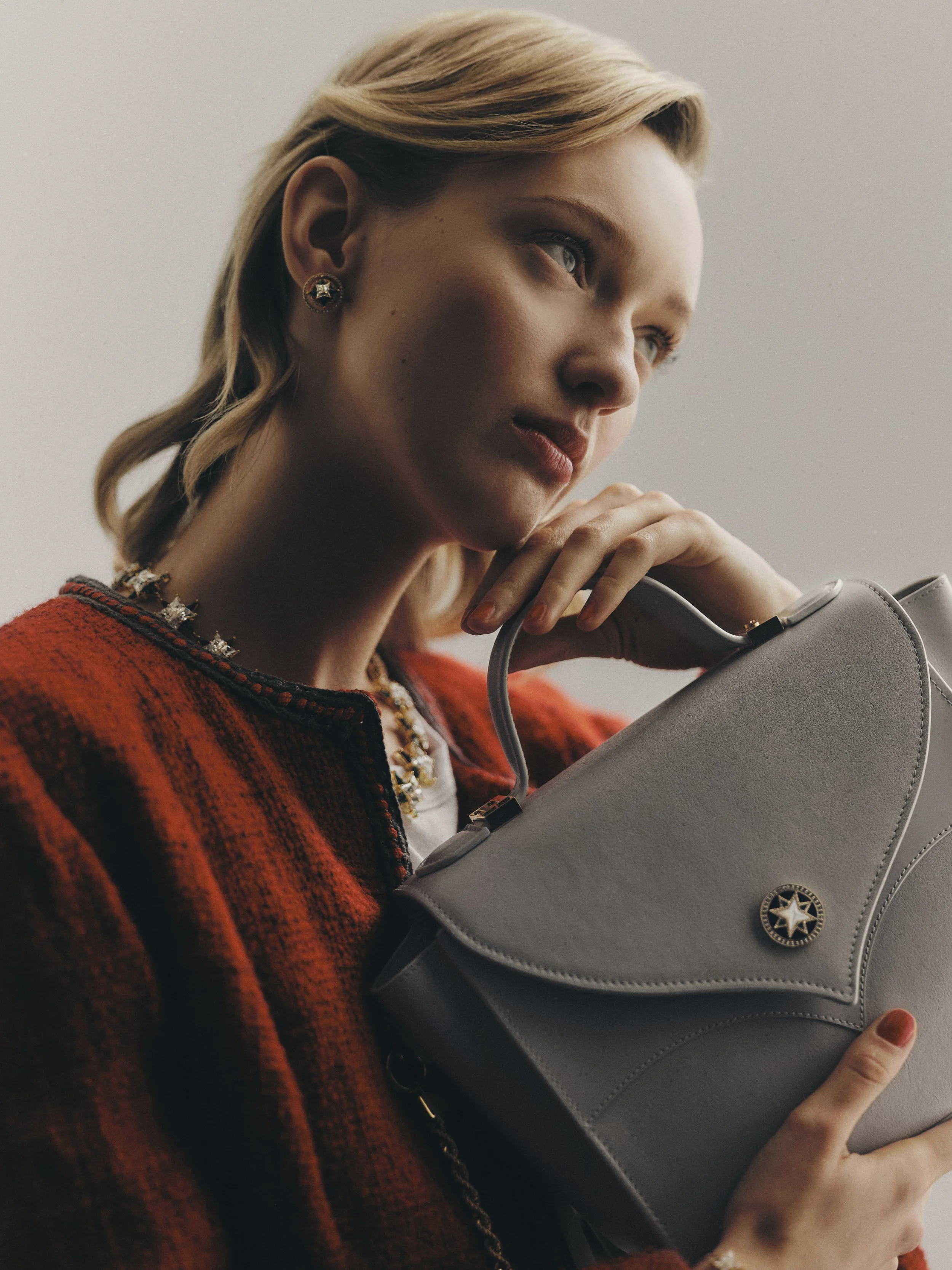 11 JUILLET GRAY CAMPAIGN_capture10910.jpg