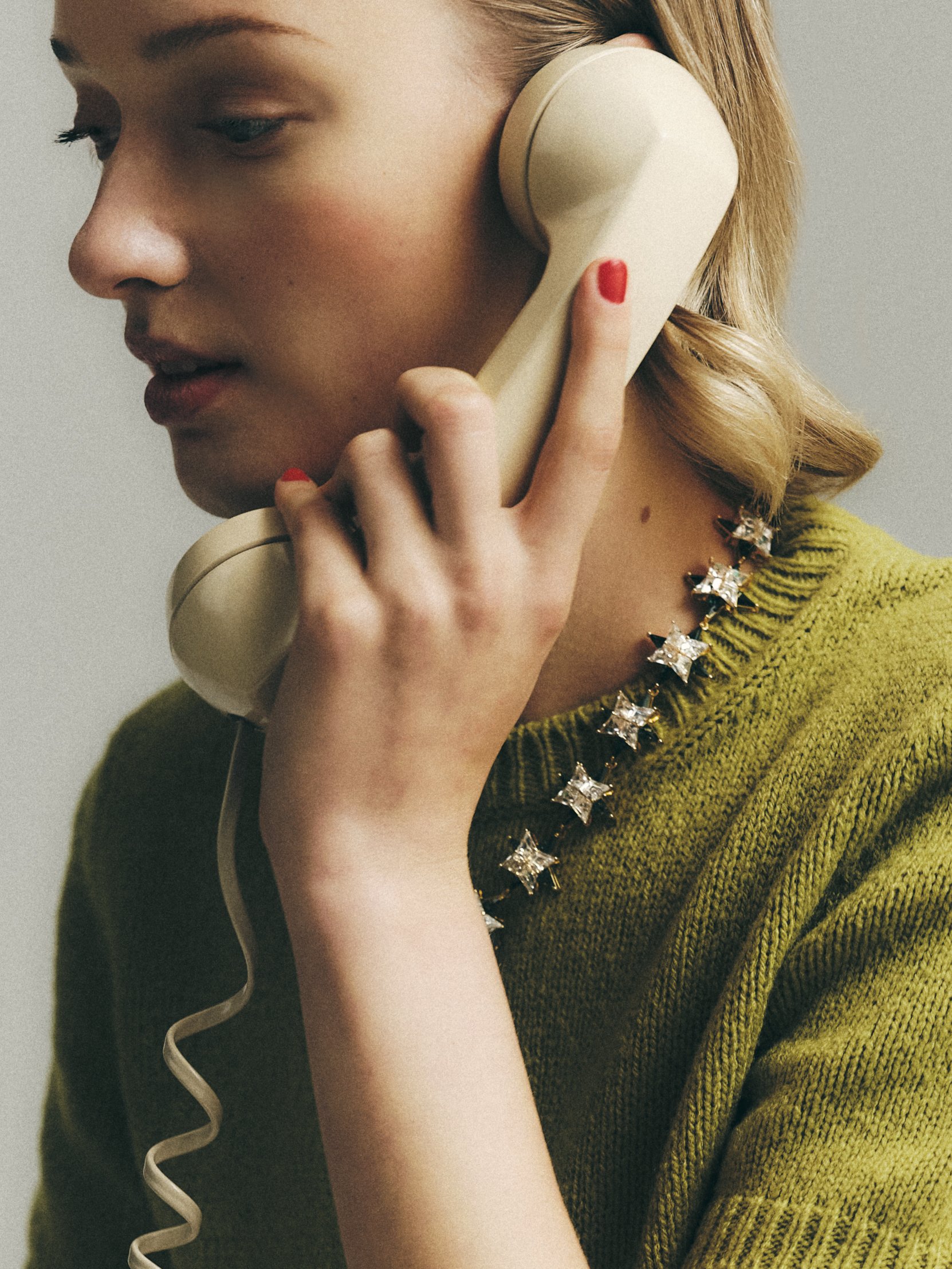 11 JUILLET GRAY CAMPAIGN_capture10724.jpg