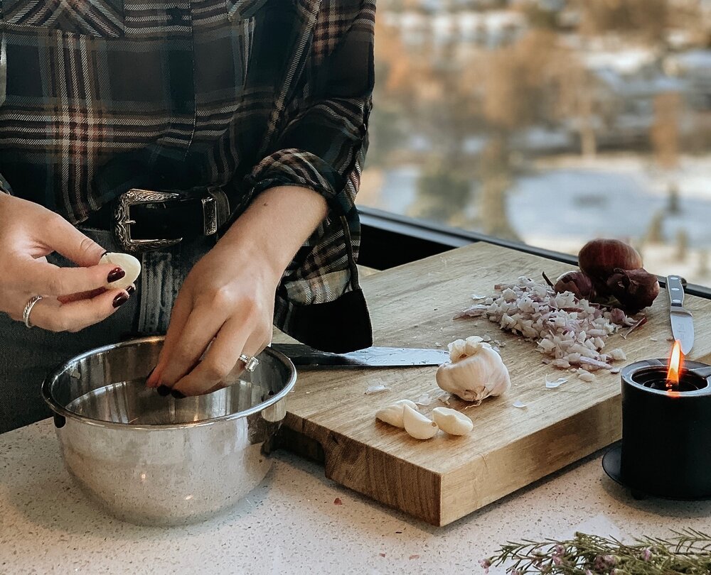 Chrissy Teigen Roasted Mushroom Prep Strohauer Farms Thanksgiving Guide Amber Strohauer Kelsey Shirazi 22.JPG