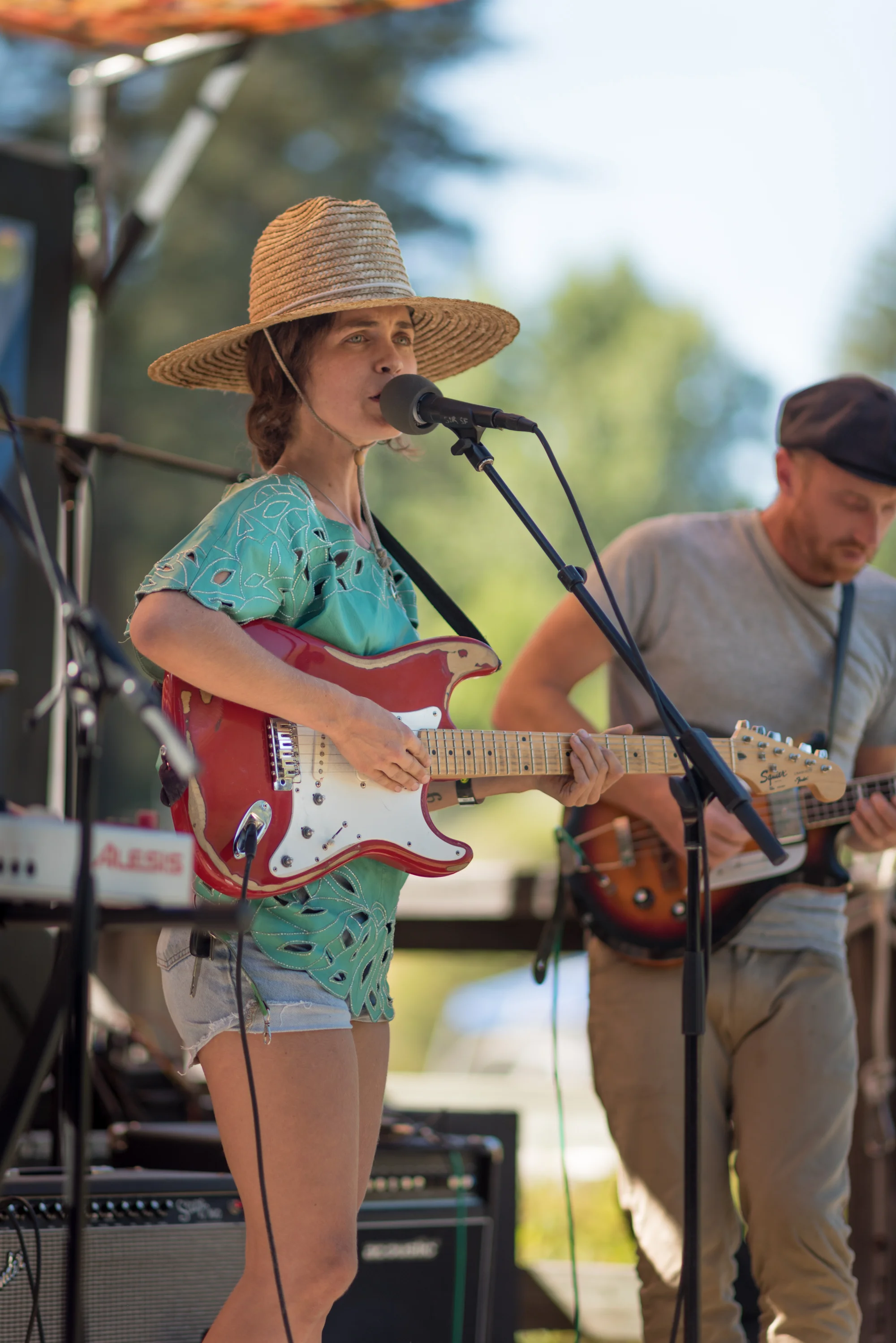 Earth Girl Helen Brown-2.jpg