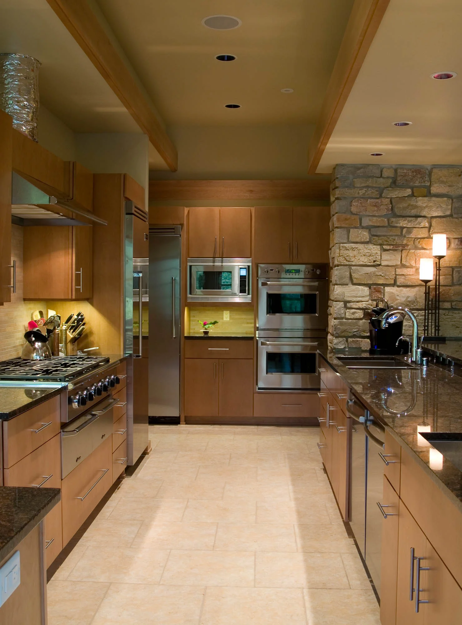 Kitchen1.jpg