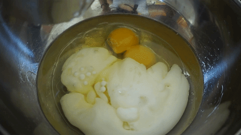 mixing stuff2.gif