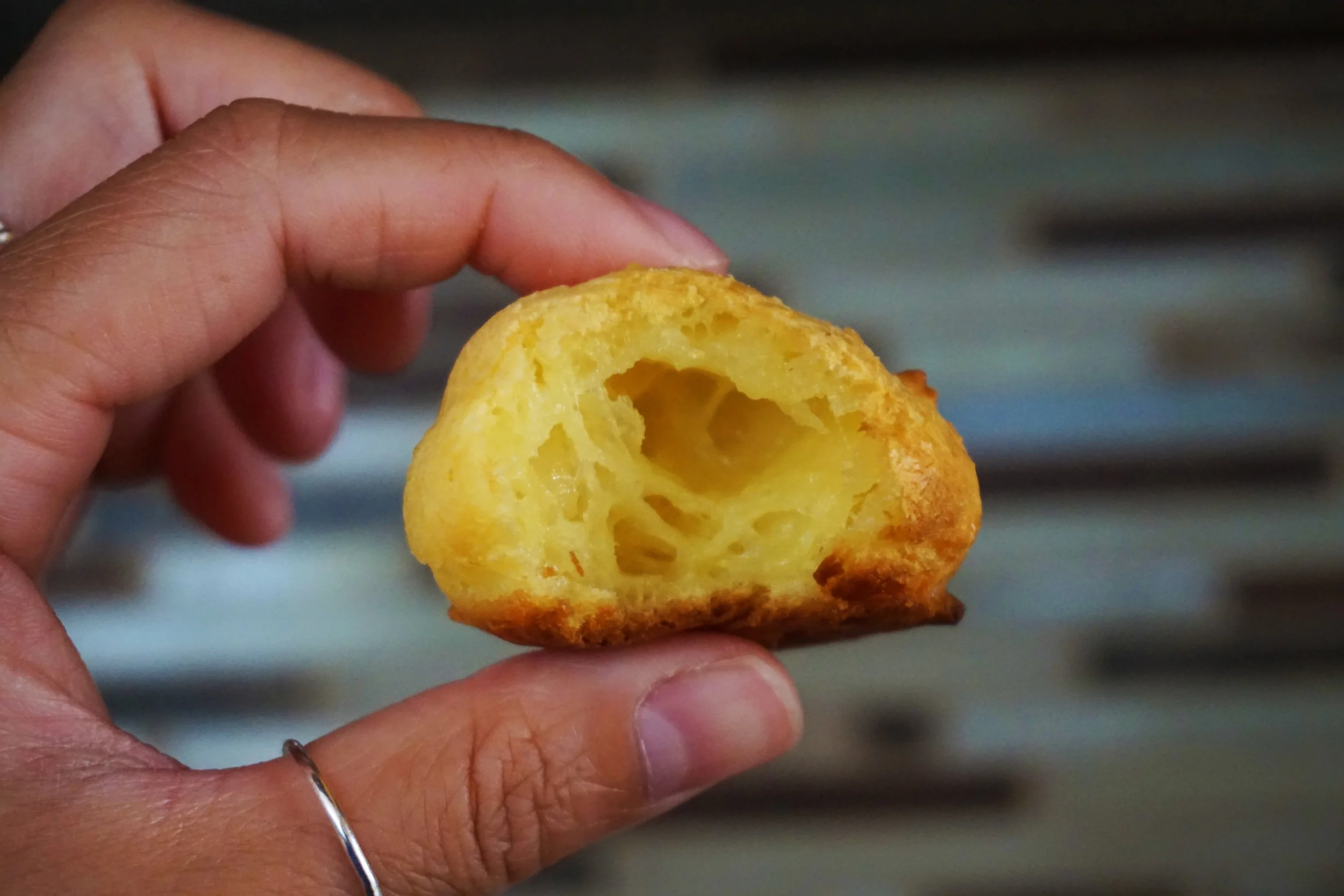 brazilian bites pão de queijo J A Y E M S E Y