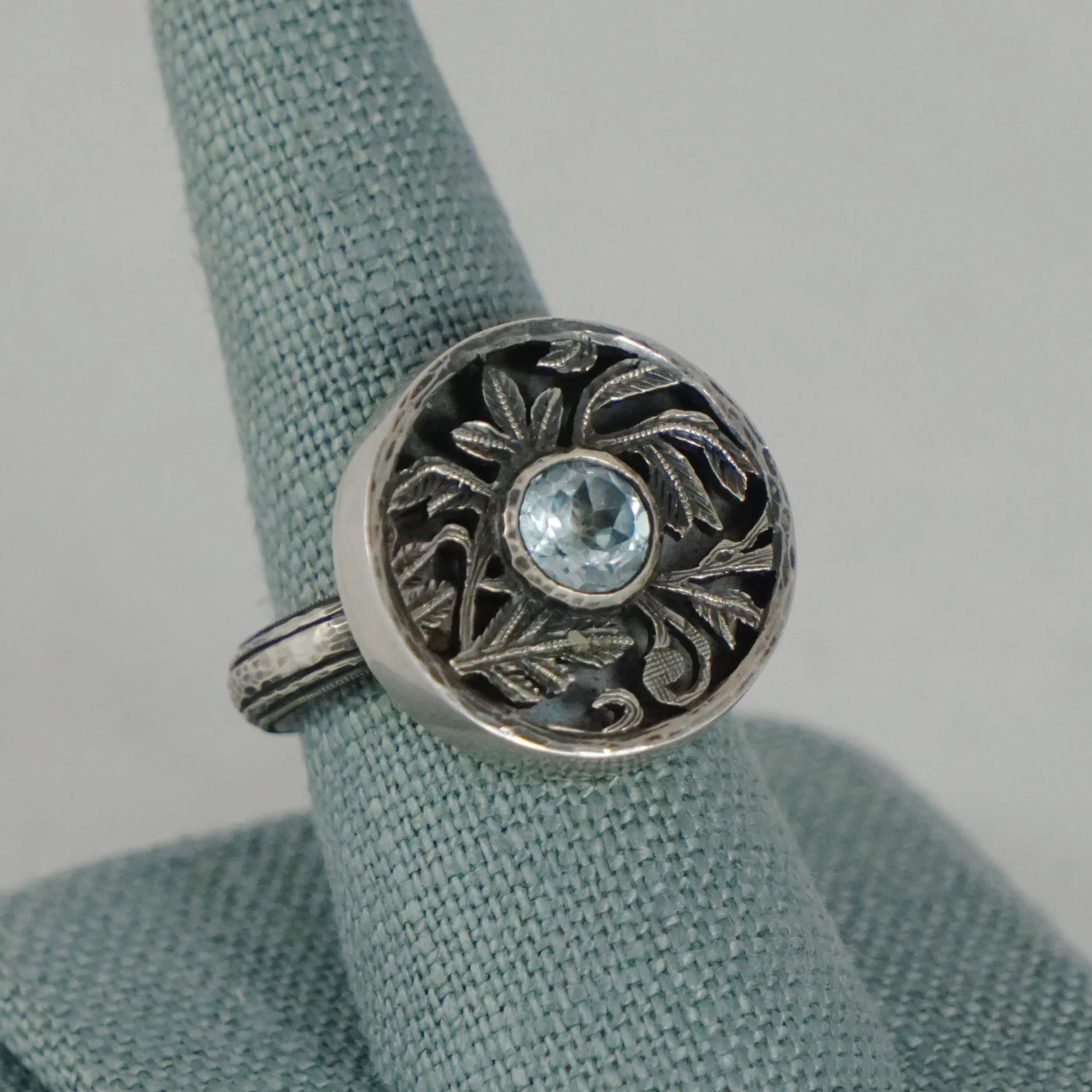 Giungla Tonda Blue Topaz Ring.jpg