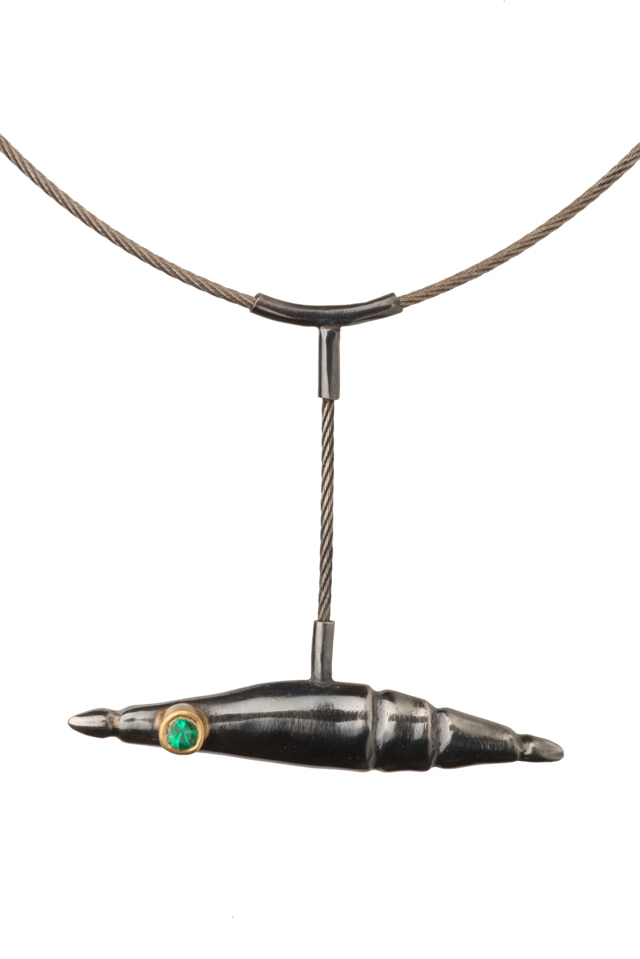 horizon_necklace_emerald_2.jpg