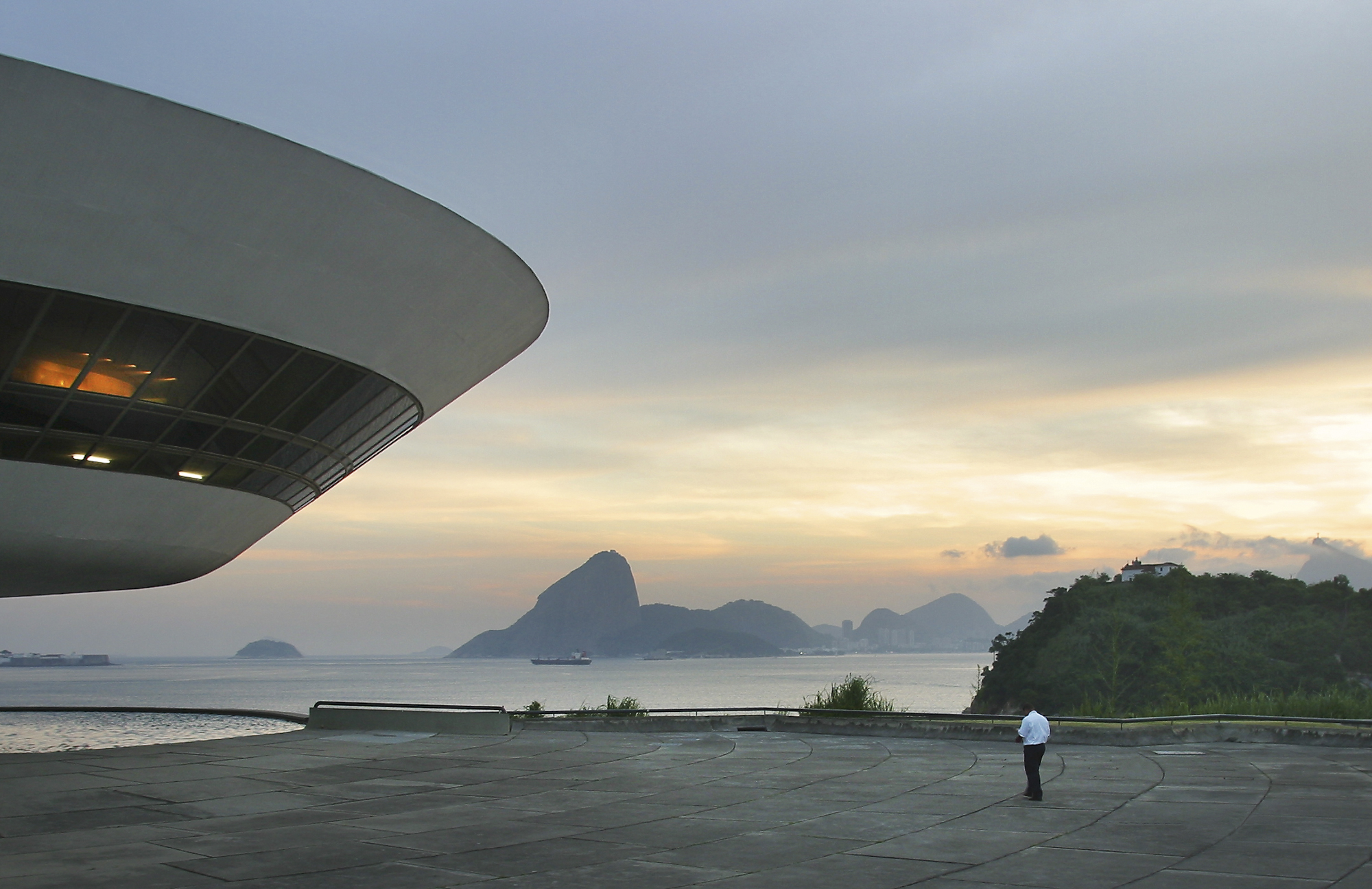MAC Niterói 66.jpg