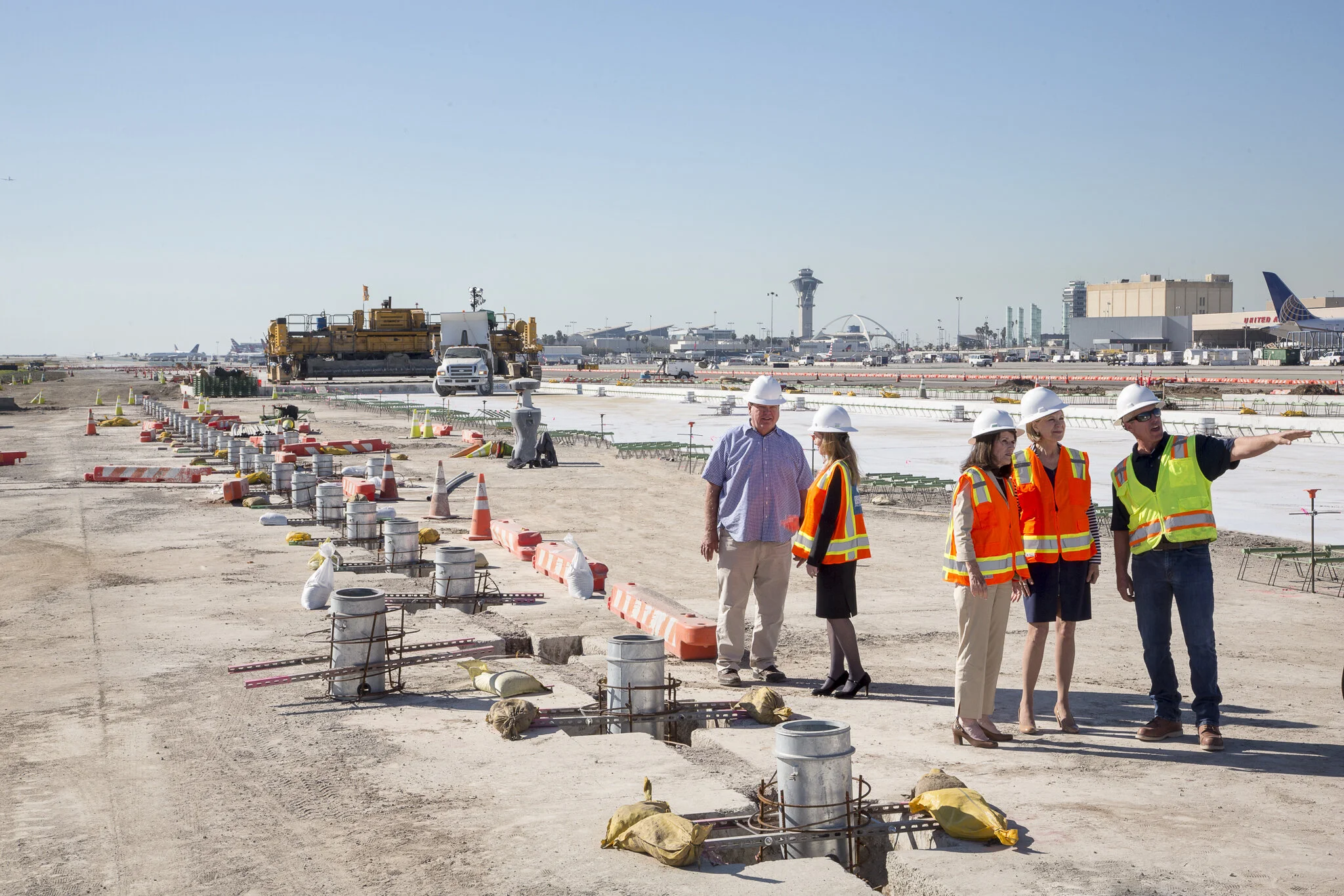 Grandpoint Bank_jan2017_9899-Edit.jpg