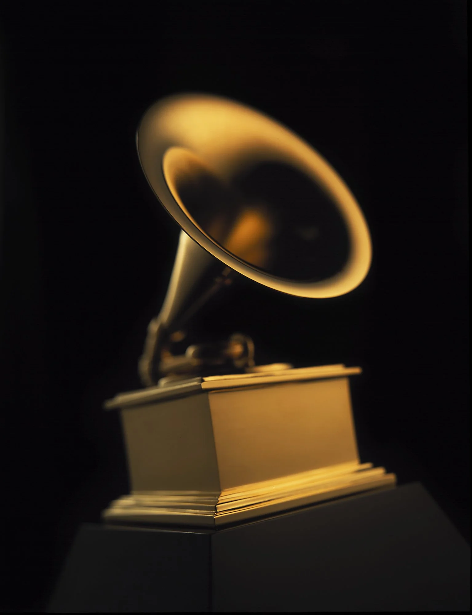 Grammy Statuette-05.jpg