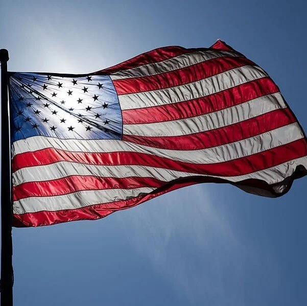 June 14th commemorates the adoption of the flag of the United States on June 14, 1777 by resolution of the Second Continental Congress. #flagday 🇺🇸