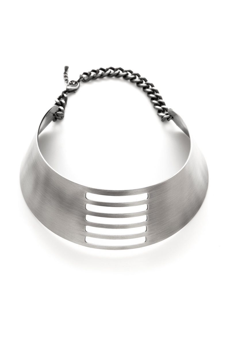 To enhance the architectural metallic expression of the designs, Nadia created the exclusive hand polished Satin Silver plating to achieve its unique look.