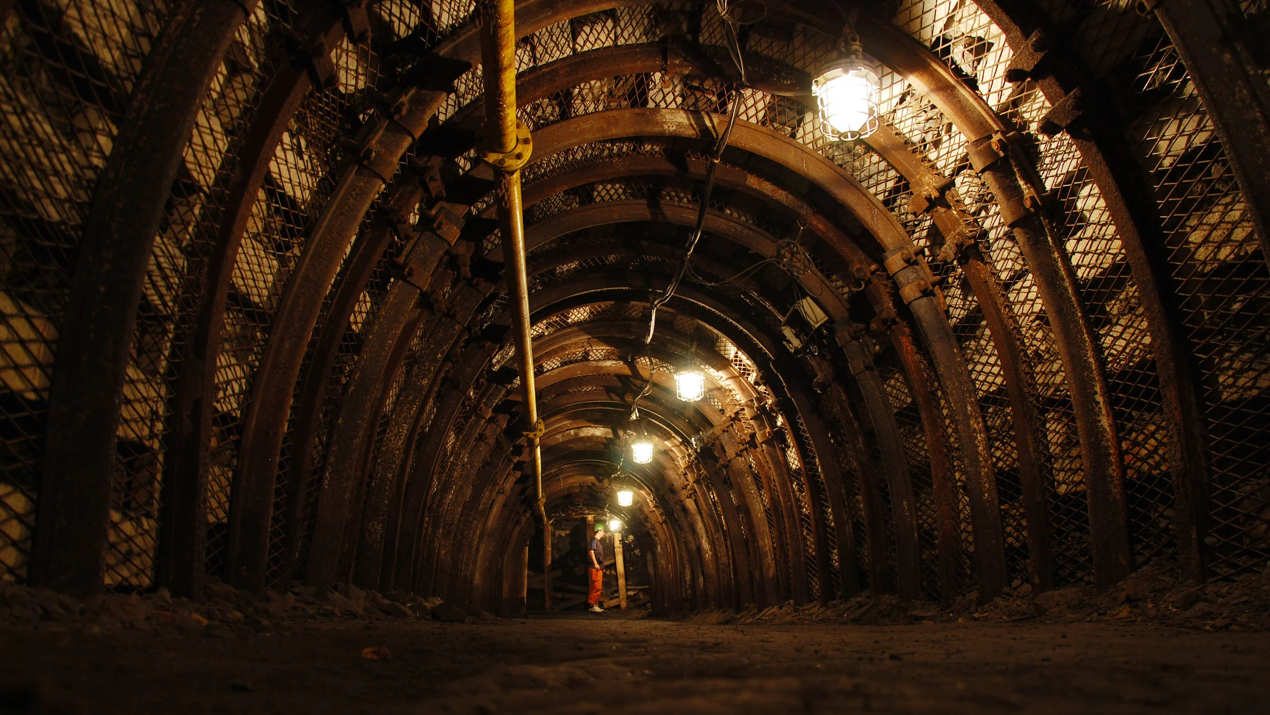 Get Investors to Your Company Website