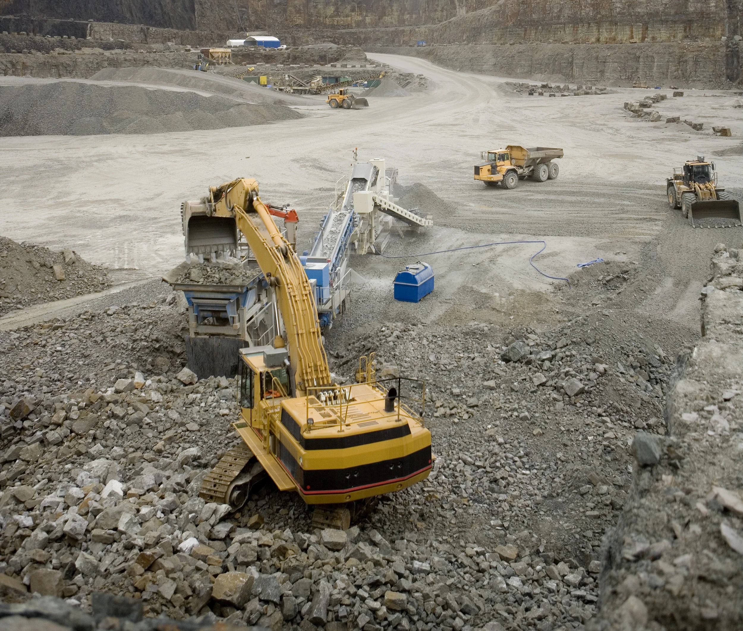 Visual Storytelling for Mining: Going Mobile