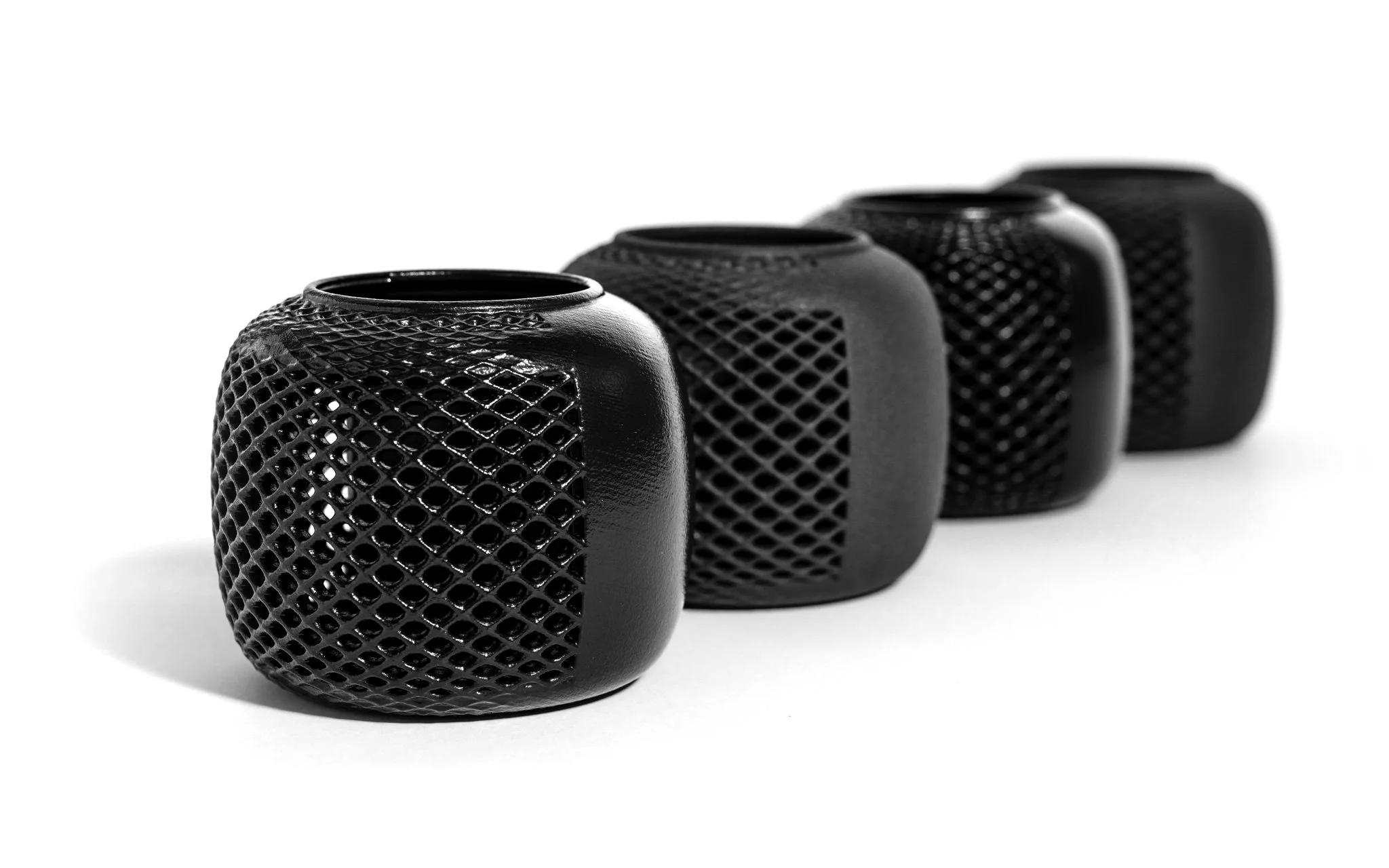 SLS_VaporSmooth_PA11Blk_921_hr.jpg