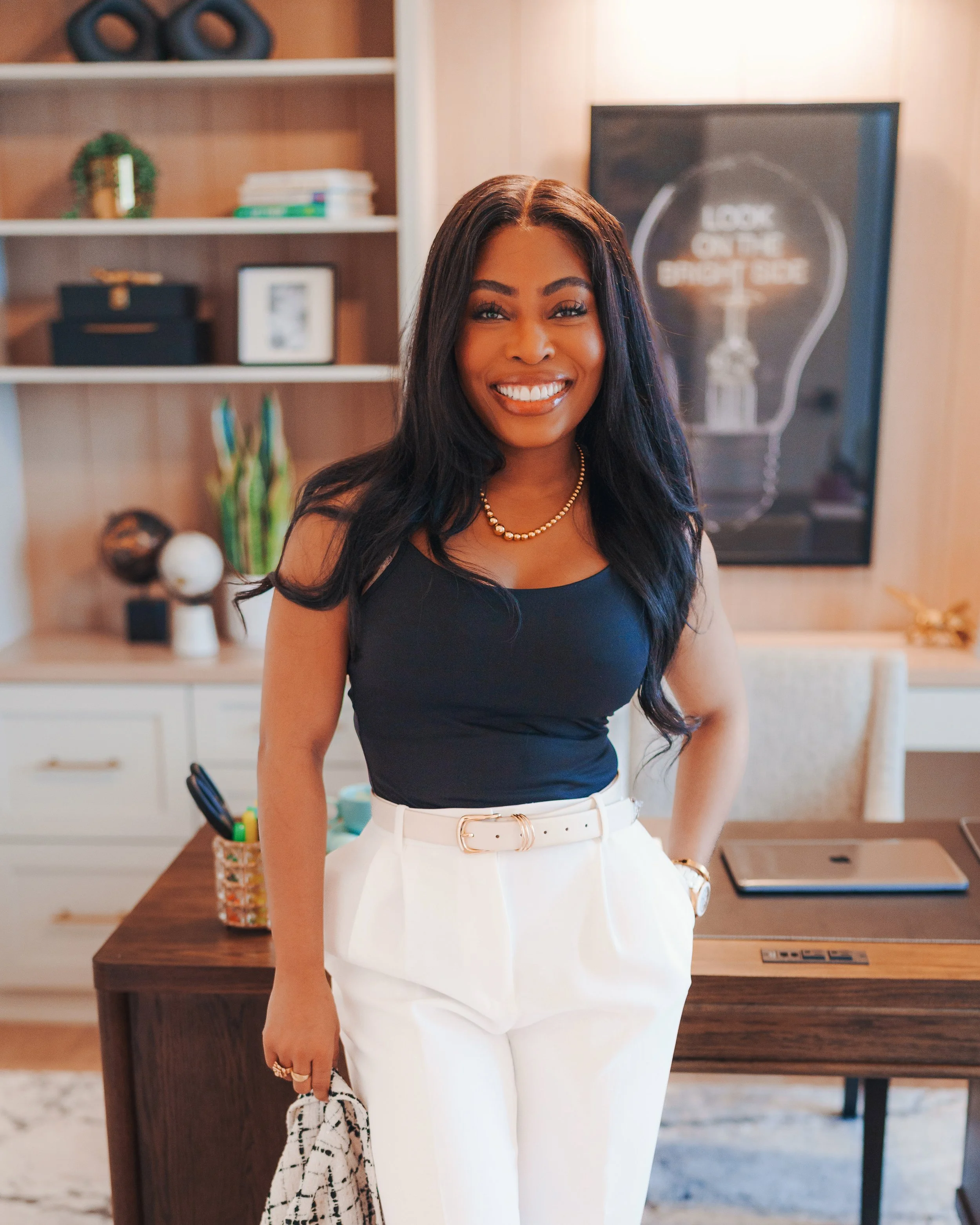 EvonInyang_portrait_2025_106 copy-2 copy.jpg