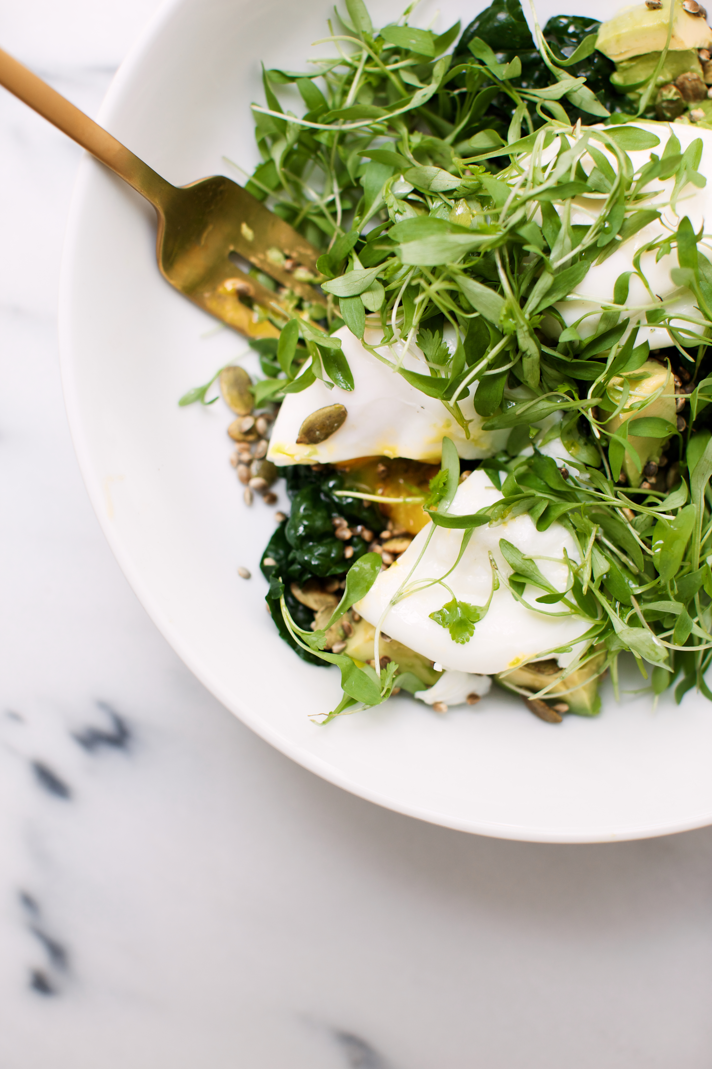 BREAKY GREENS WITH POACHED EGGS