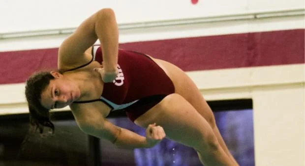 Good Luck to Carolyn Dietz at IHSA Swimming and Diving State Finals!