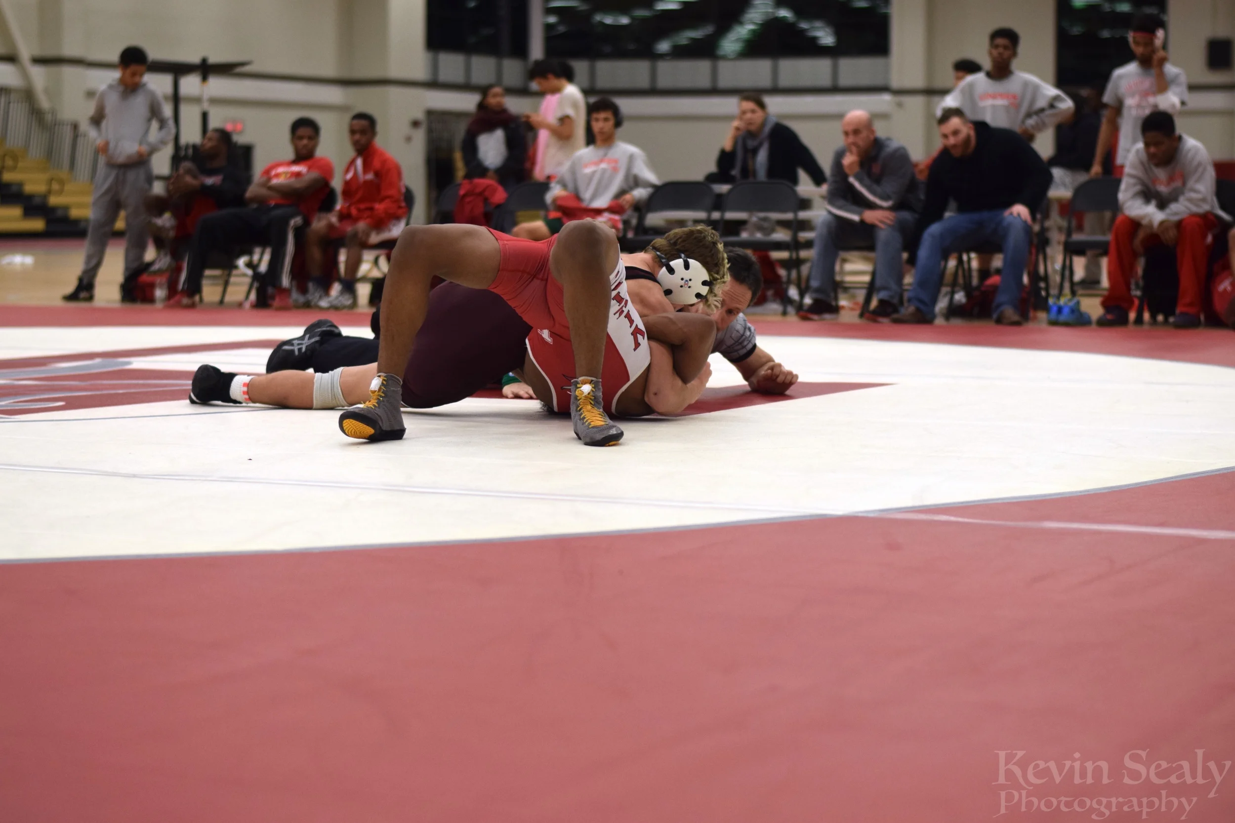 #4 Lockport Cruises to 56-16 Victory over Homewood-Flossmoor