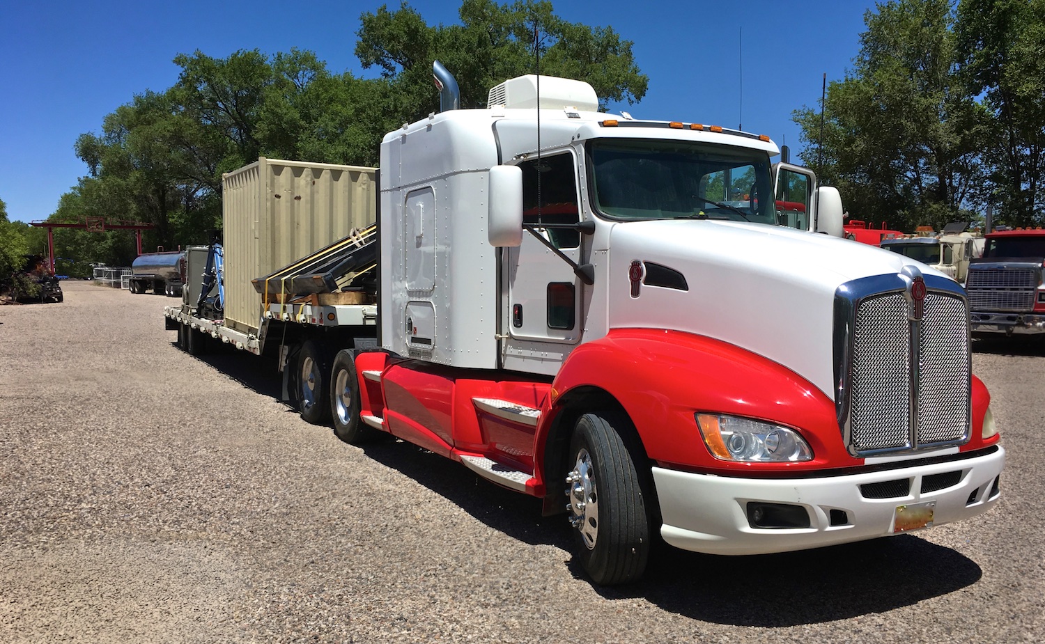 Semi 6632.jpg