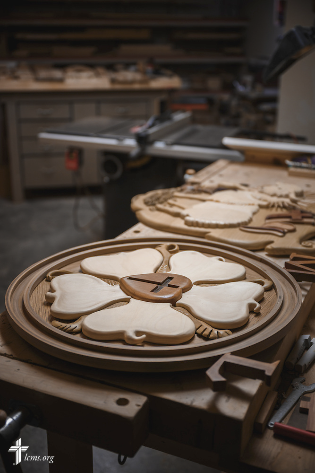   Photographs with the Rev. Dr. Bill Matzat of Dovetail Creations  Projects created by the Rev. Dr. Bill Matzat of Dovetail Creations are displayed at his workbench on Thursday, Jan. 13, 2022, in Chesterfield, Mo. LCMS Communications/Erik M. Lunsford
